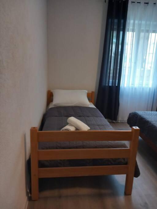 Apartment Dora-100M From The Central Beach Makarska Eksteriør billede