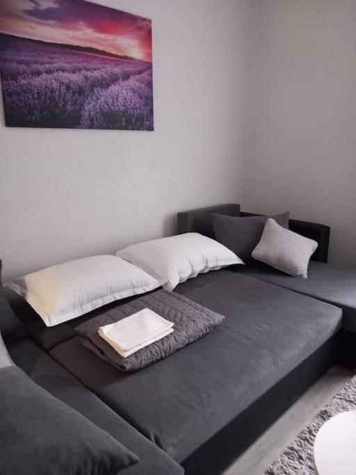 Apartment Dora-100M From The Central Beach Makarska Eksteriør billede